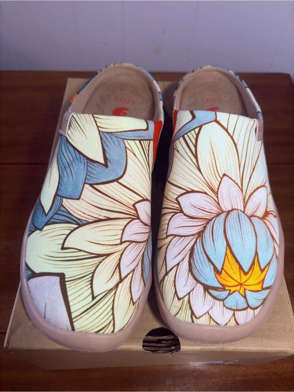 UIN Nelumbo Malaga Women’s Shoes Slip On